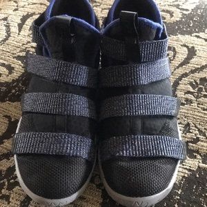 LeBron Soldier 11’s.